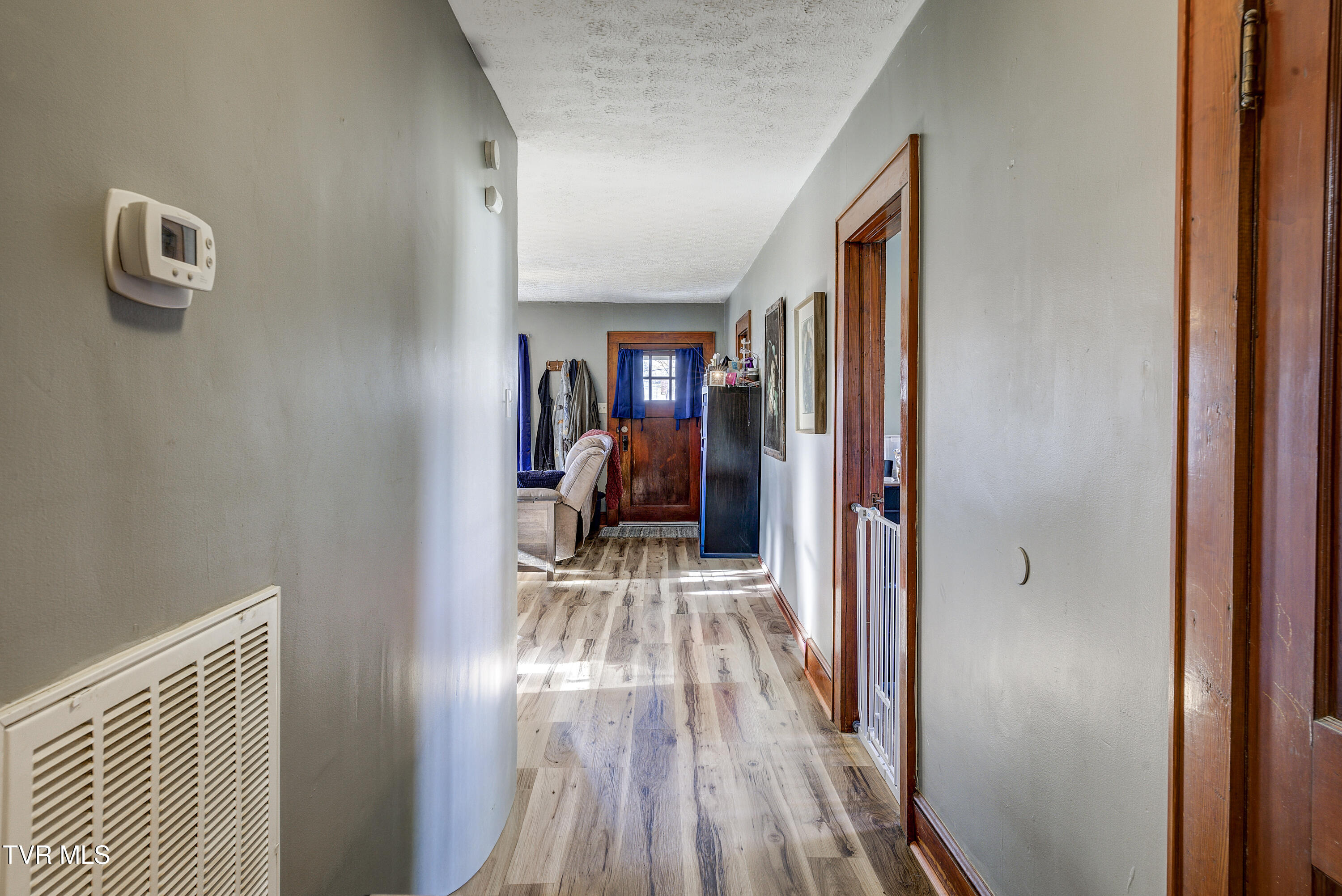 332 Randolph Street Bristol, VA 24201 - Photo 26 of 48 Randolph-21