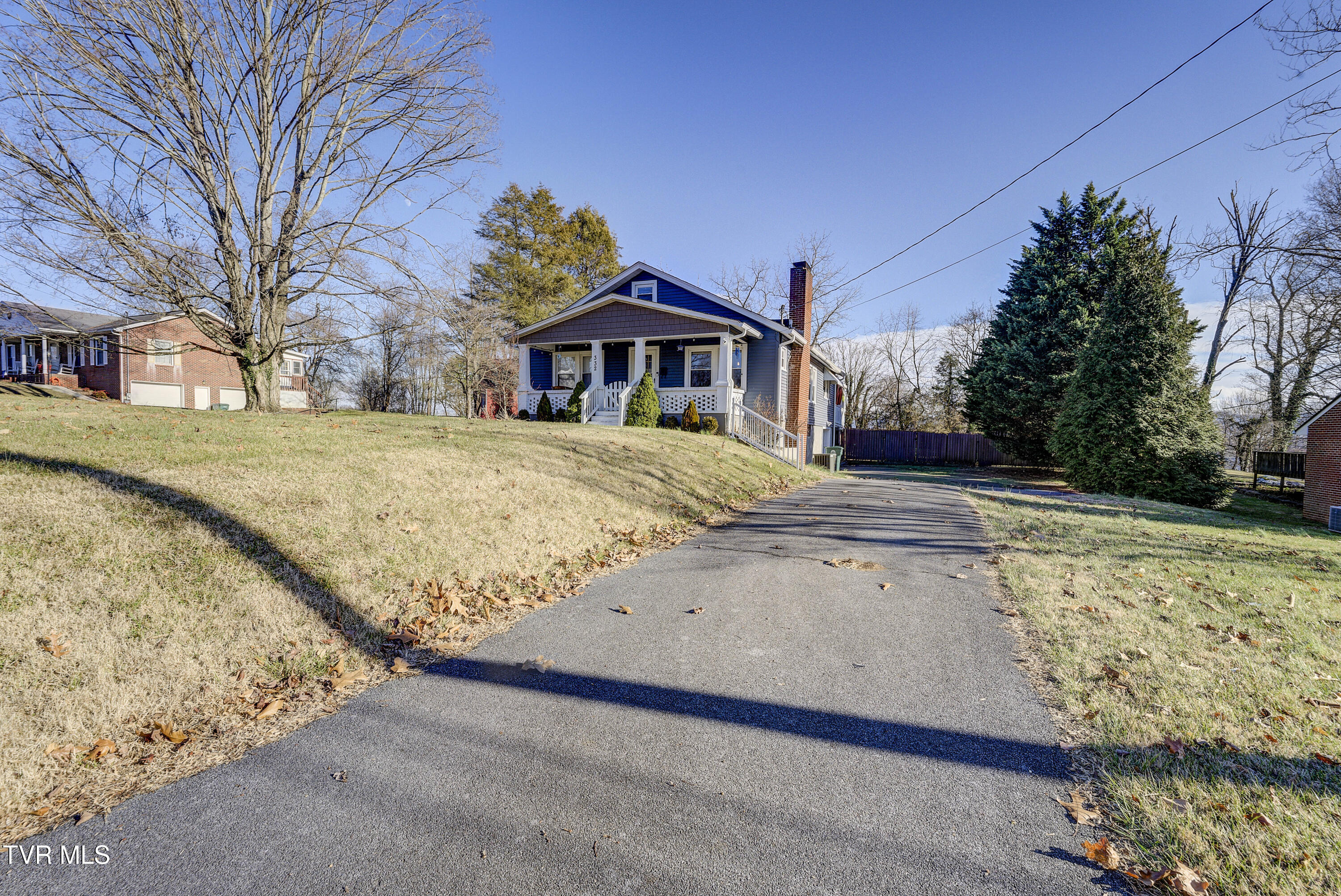 332 Randolph Street Bristol, VA 24201 - Photo 3 of 48 Randolph-44