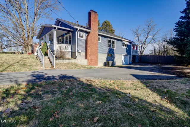 $230,000 | 332 Randolph Street, Bristol, VA 24201