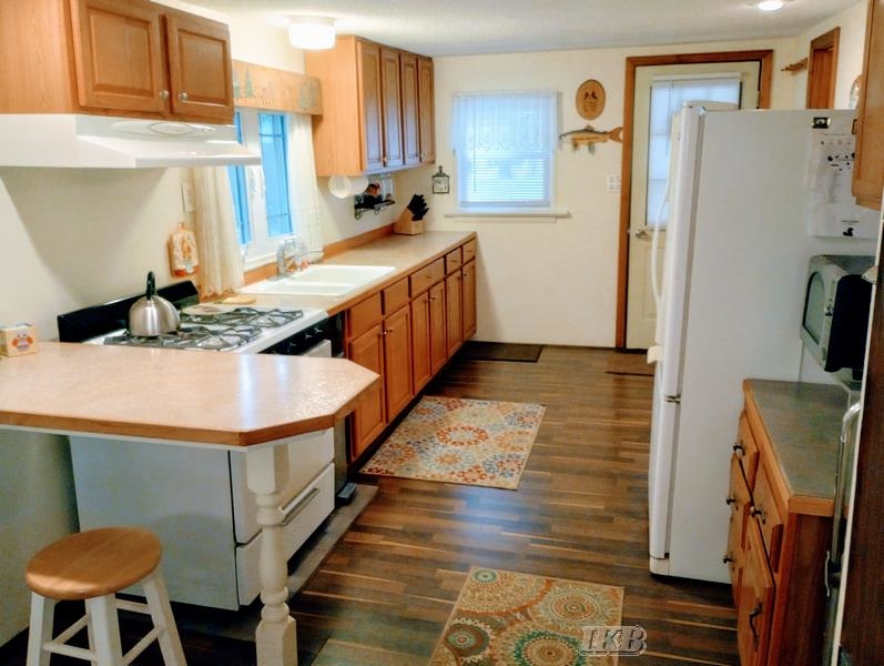 499 East Ridge Road Gladwin, MI 48624 - Photo 11 of 30