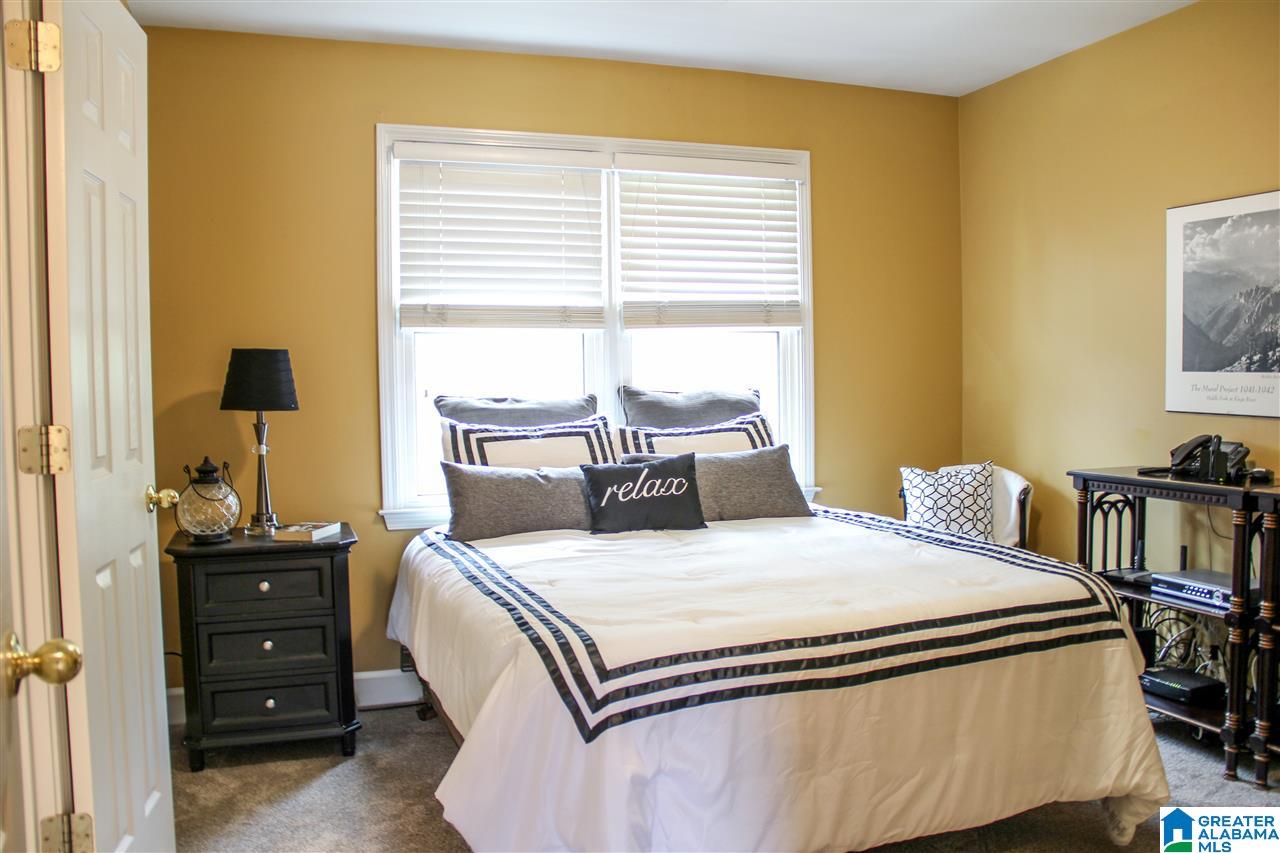 5325 Hickory Trace Birmingham, AL 35244 - Photo 16 of 37