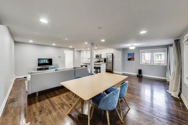 $780,000 | 3905 Lawn Avenue, Western Springs, IL 60558