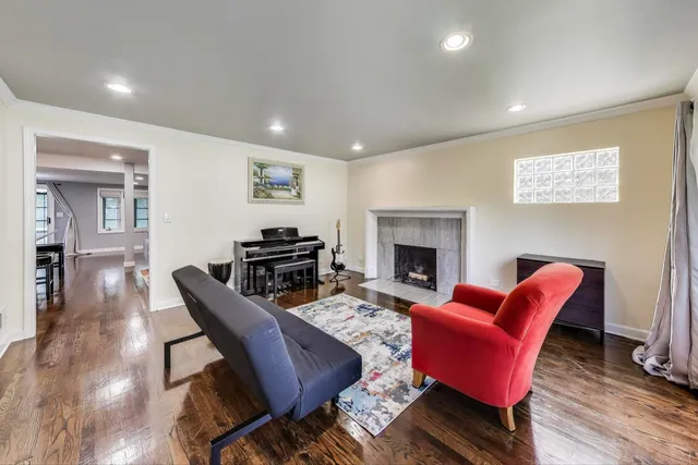 $780,000 | 3905 Lawn Avenue, Western Springs, IL 60558