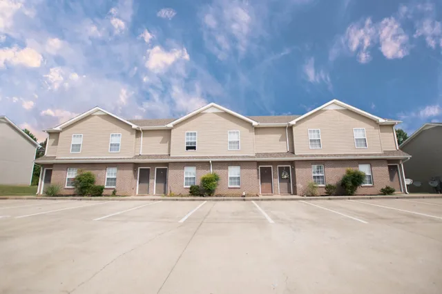$995 | 2284 McCormick Lane, Unit C, Clarksville, TN 37040