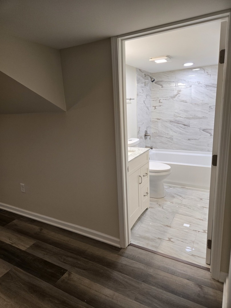 813 Chicago Road Chicago Heights, IL 60411 - Photo 16 of 29
