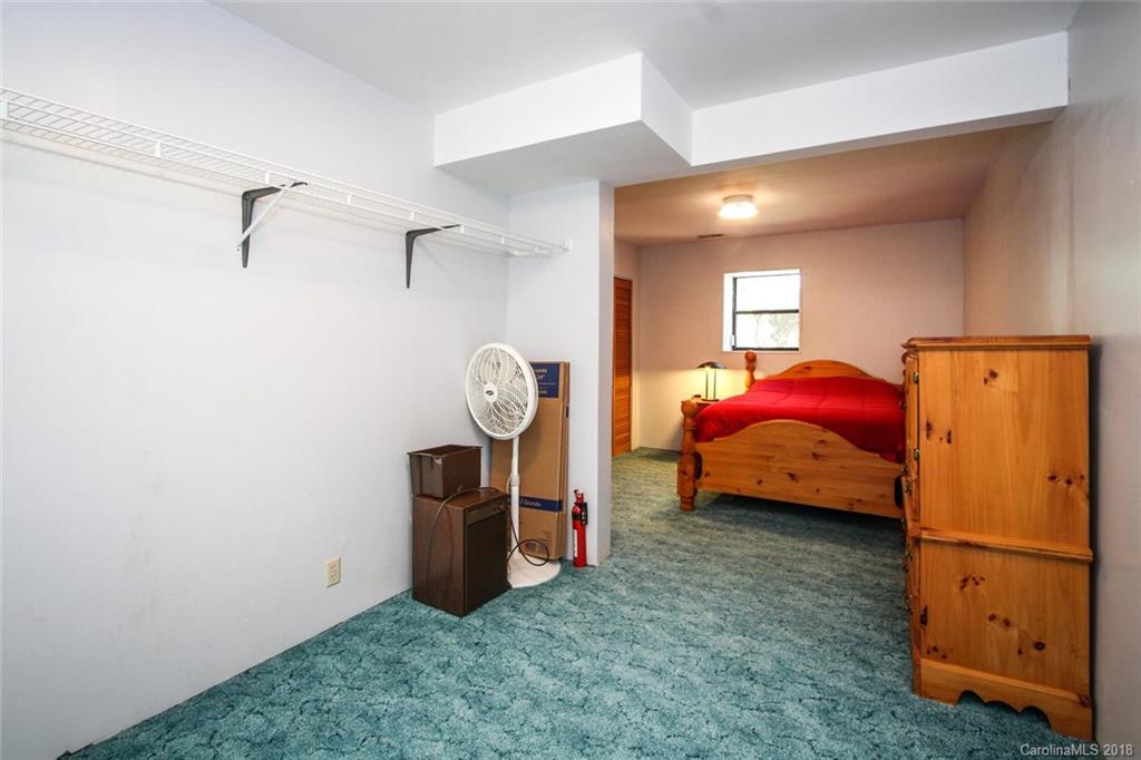4215 Nevin Road Charlotte, NC 28269 - Photo 15 of 24 Gallery Image 15