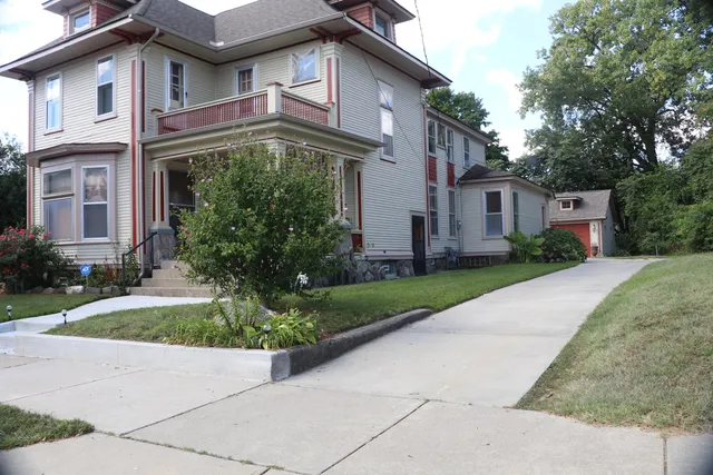 $427,000 | 427 James Avenue Southeast, Grand Rapids, MI 49503