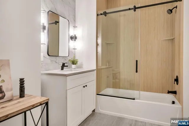 $699,900 | 107 Encampment Court, Towaco, NJ 07082