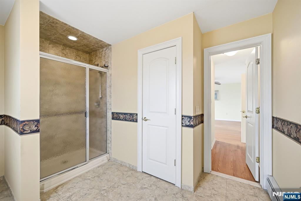 112 Hill Street Wood-Ridge, NJ 07075 - Photo 23 of 38