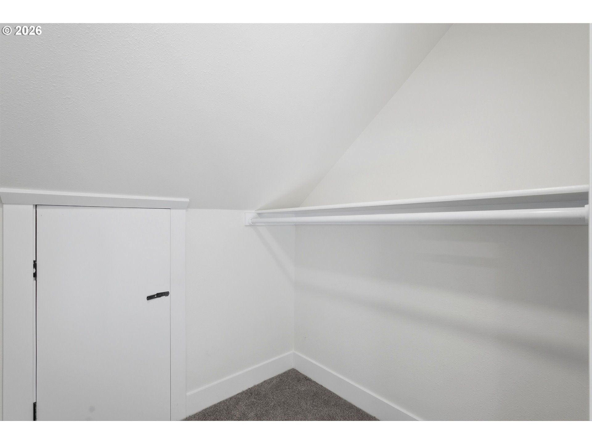 2333 Southeast 40th Avenue Portland, OR 97214 - Photo 33 of 44
