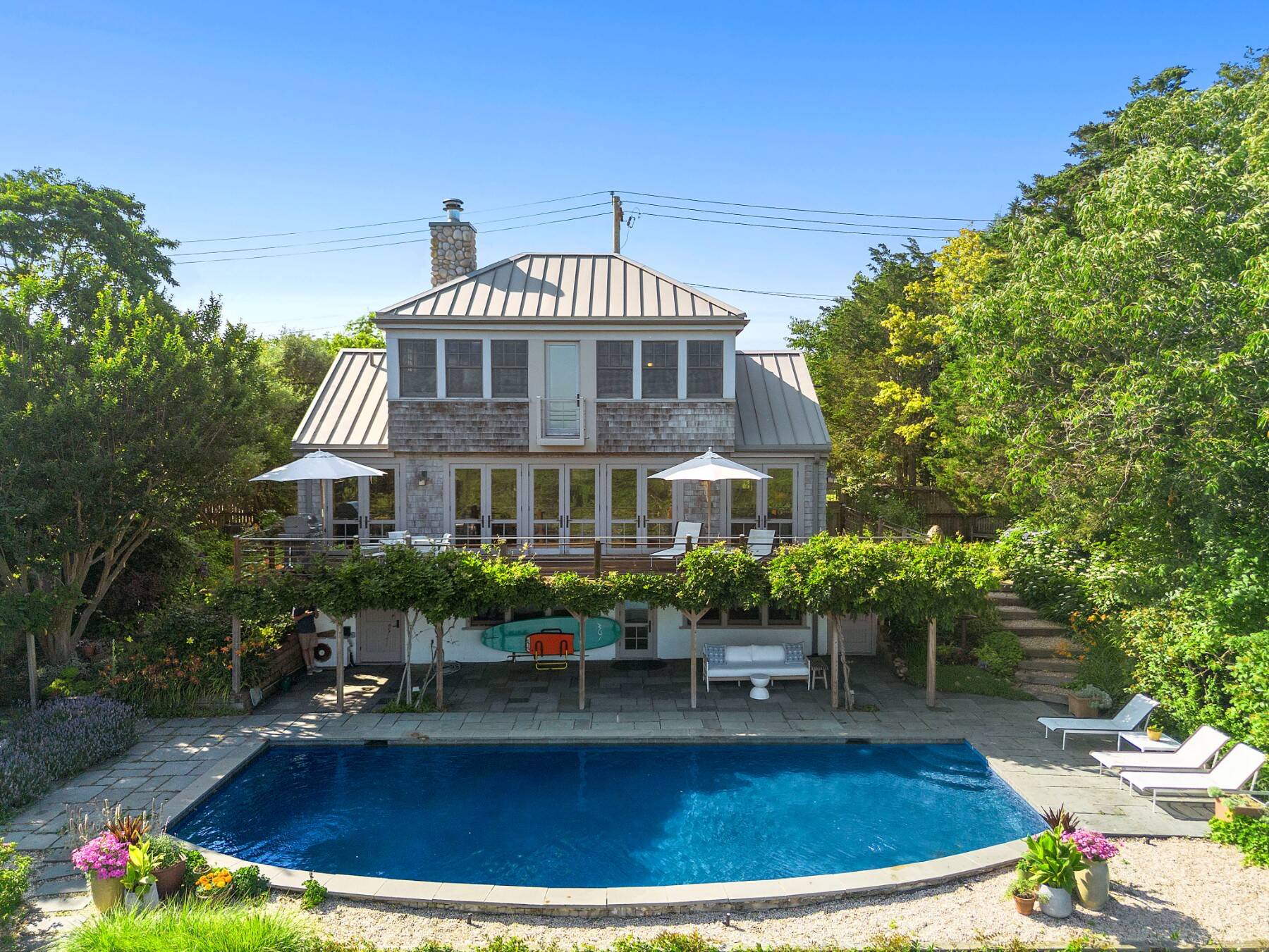 237 Bluff Road Amagansett, NY 11930 - Photo 1 of 19 Gallery Image 1