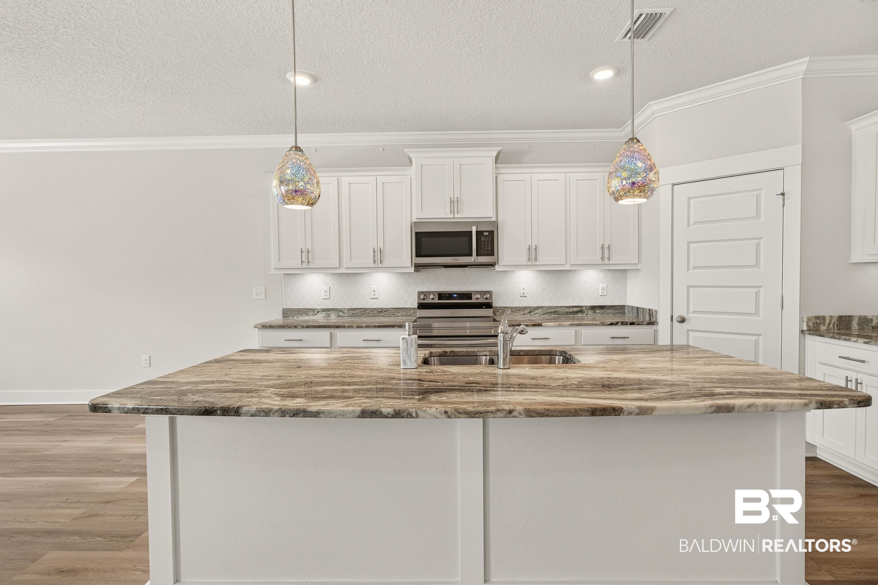 1724 Partridge Street Foley, AL 36535 - Photo 16 of 62 Kitchen