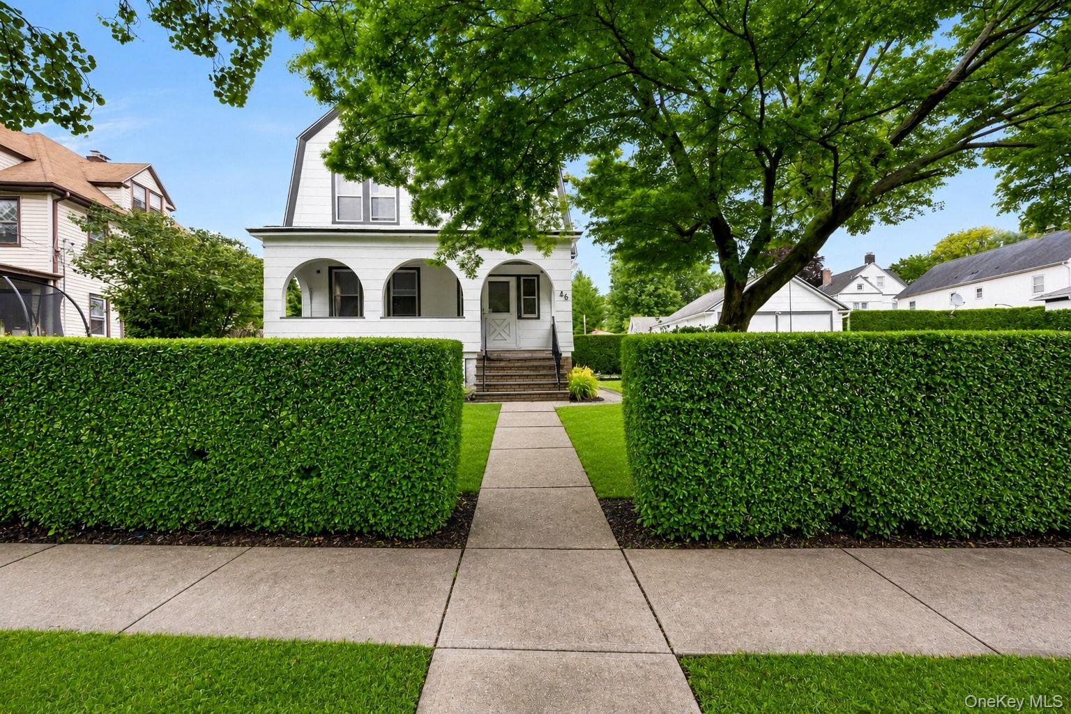 46 Meadow Lane New Rochelle, NY 10805 - Photo 2 of 39