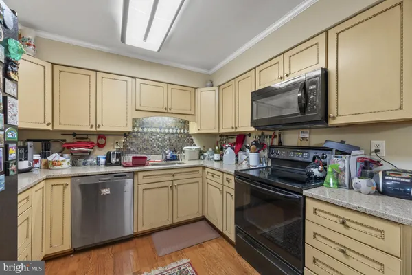 $632,000 | 6717 Sewells Orchard Drive, Columbia, MD 21045