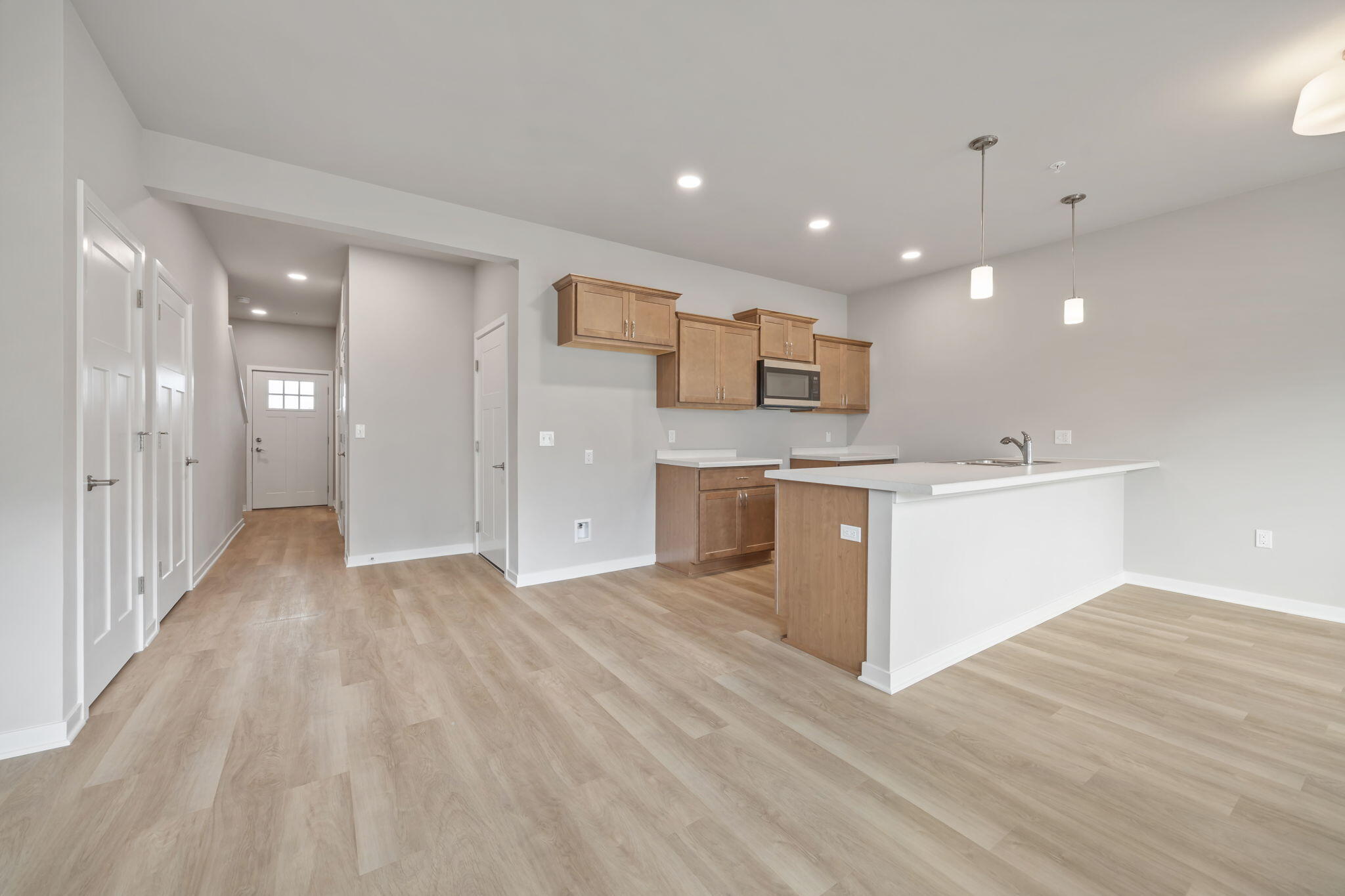 1364 Marigold Drive, Unit 3 Fort Atkinson, WI 53538 - Photo 9 of 70 8