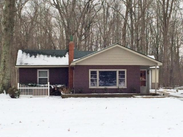 3951 Pier Road Benton Harbor, MI 49022 - Photo 1 of 28 IMG_8616 (2)