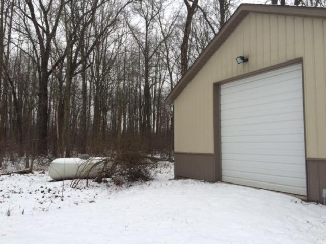 3951 Pier Road Benton Harbor, MI 49022 - Photo 22 of 28 IMG_8644