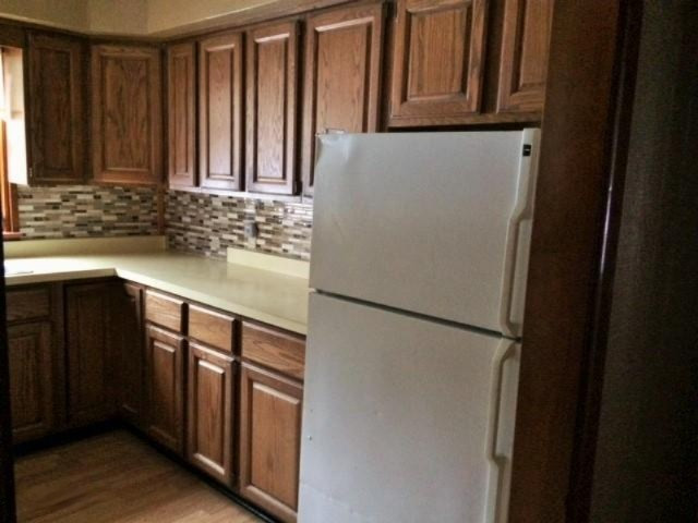 3951 Pier Road Benton Harbor, MI 49022 - Photo 3 of 28 IMG_8622 (2)