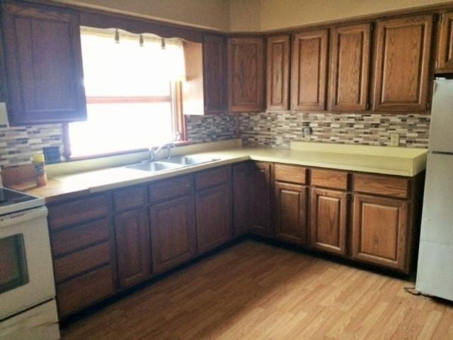 3951 Pier Road Benton Harbor, MI 49022 - Photo 4 of 28 IMG_8618 (2)