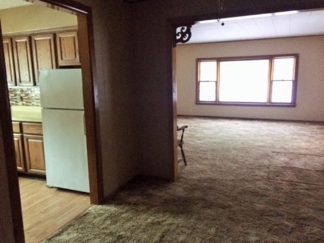 3951 Pier Road Benton Harbor, MI 49022 - Photo 5 of 28 IMG_8629 (2)