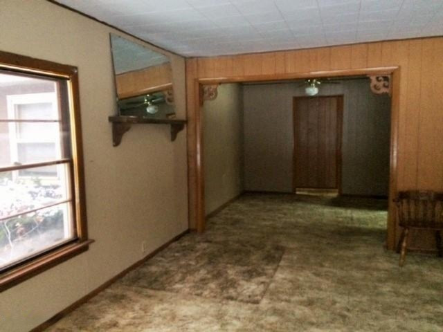 3951 Pier Road Benton Harbor, MI 49022 - Photo 9 of 28 IMG_8626 (2)