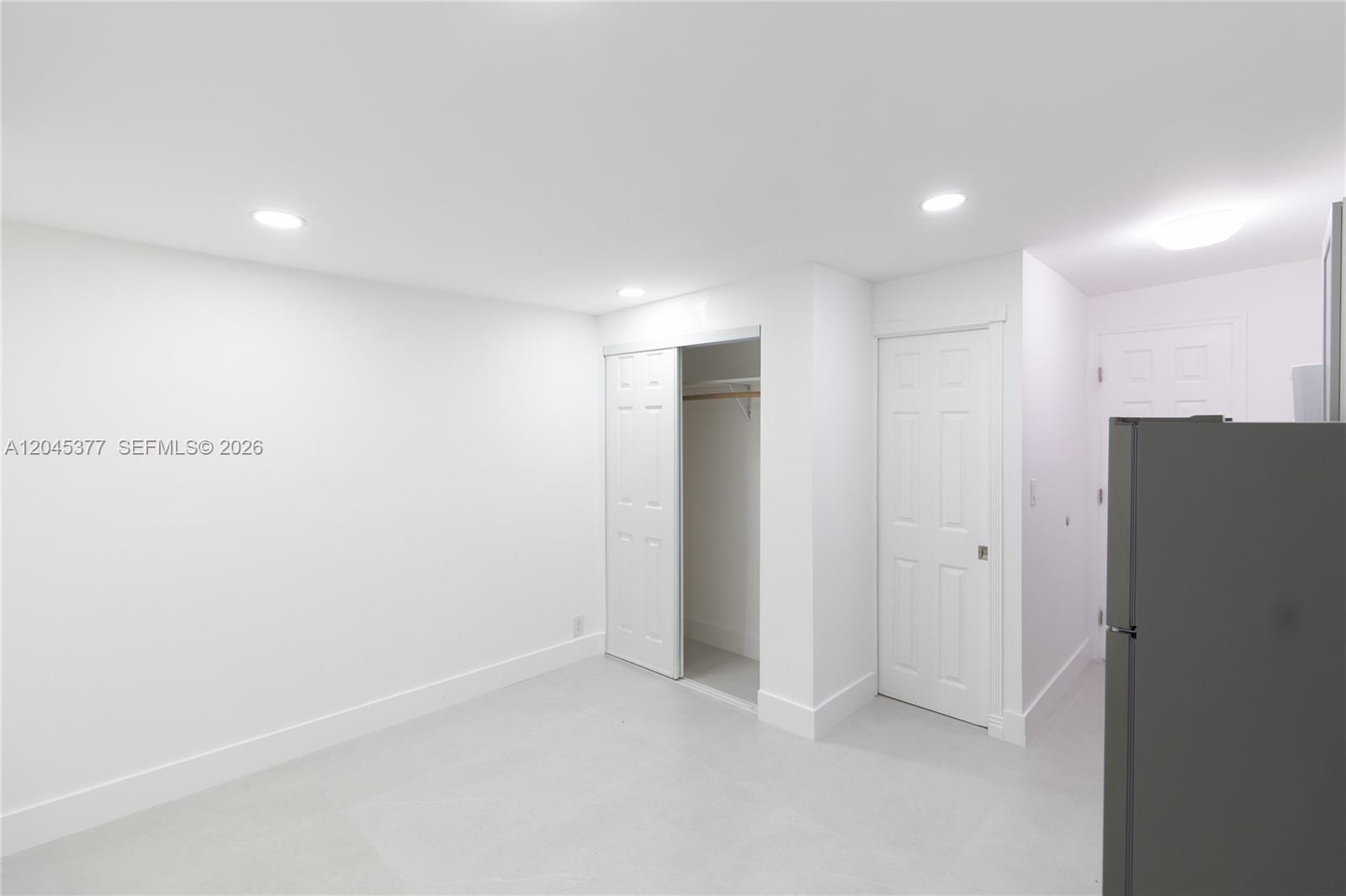 5803 Buchanan Street Hollywood, FL 33021 - Photo 4 of 9