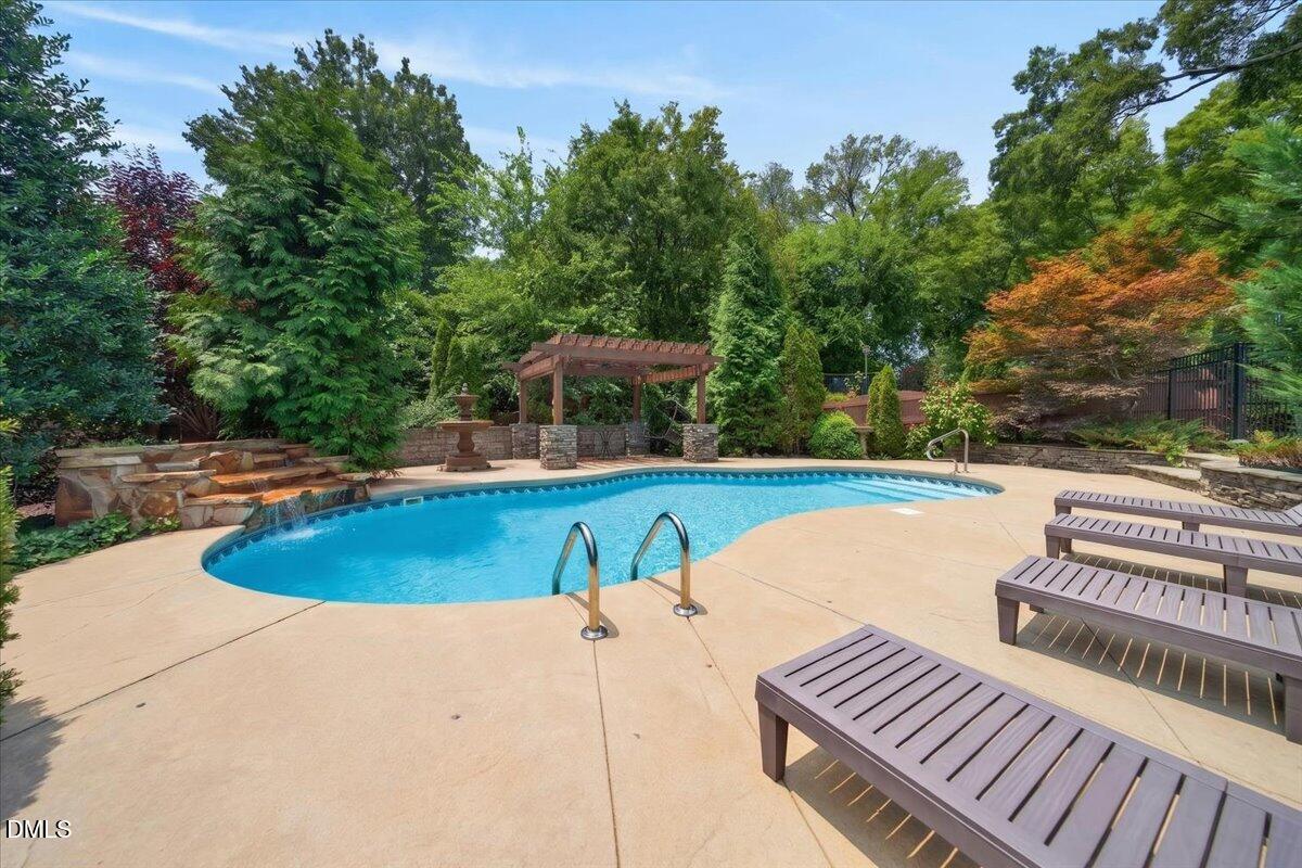 512 East Whitaker Mill Road Raleigh, NC 27608 - Photo 43 of 96 052-512EastWhitakerMillRoadRaleigh_055