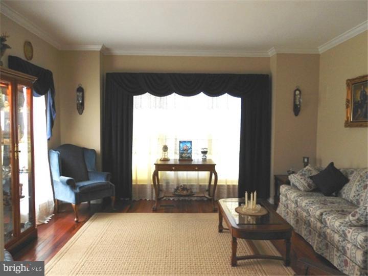 444 Sunny Ridge Road Gilbertsville, PA 19525 - Photo 2 of 24 Gallery Image 2
