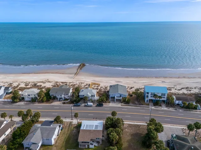 $850,000 | 609 Palmetto Boulevard, Edisto Beach, SC 29438