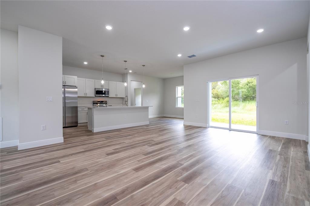 3998 Southwest 157th Place Road Ocala, FL 34473 - Photo 11 of 88 Gallery Image 11
