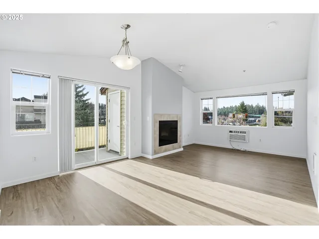 $295,000 | 790 Northwest 185th Avenue, Beaverton, OR 97006