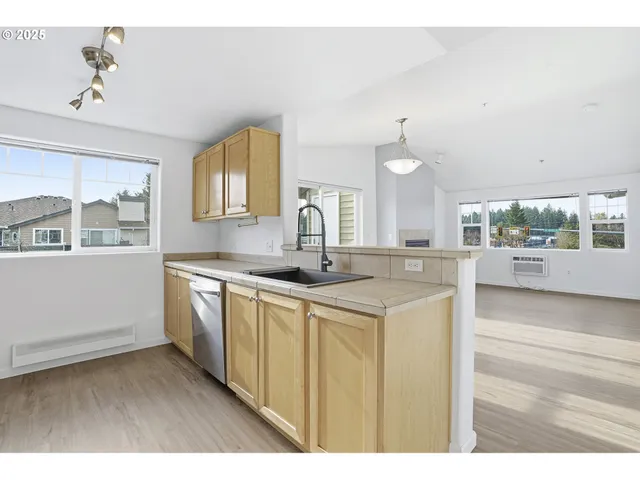 $295,000 | 790 Northwest 185th Avenue, Beaverton, OR 97006