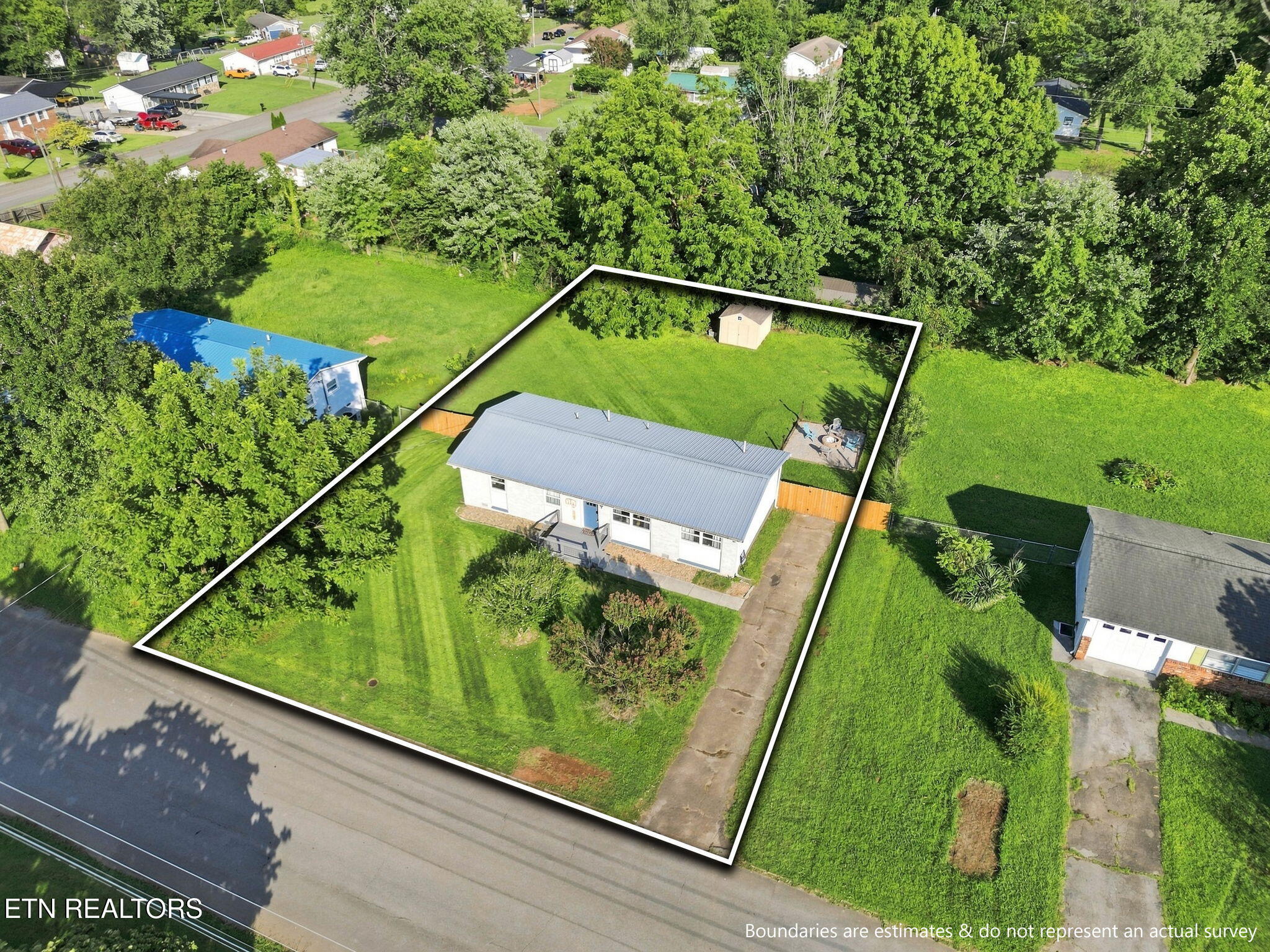112 Blue Ridge Lane Seymour, TN 37865 - Photo 38 of 40 42-web-or-mls-DJI_0588 - wht ln