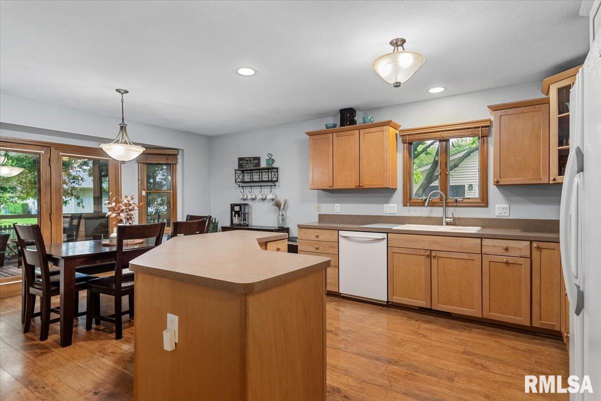 225 Appomattox Drive Springfield, IL 62711 - Photo 15 of 39