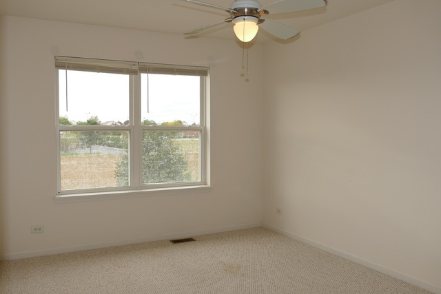 2486 Georgetown Circle, Unit 2486 Aurora, IL 60503 - Photo 11 of 14