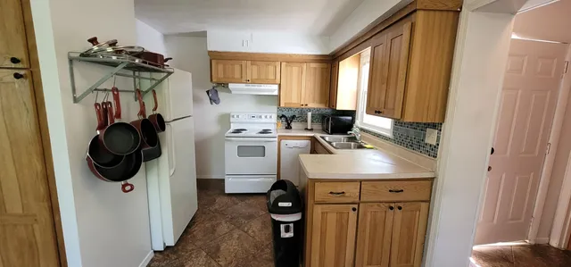 $265,000 | 1727-1729 Sunnyside Drive, Kalamazoo, MI 49048