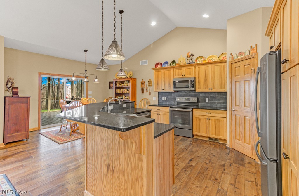 4293 Legend Road Northwest Minerva, OH 44657 - Photo 7 of 46 Gallery Image 7
