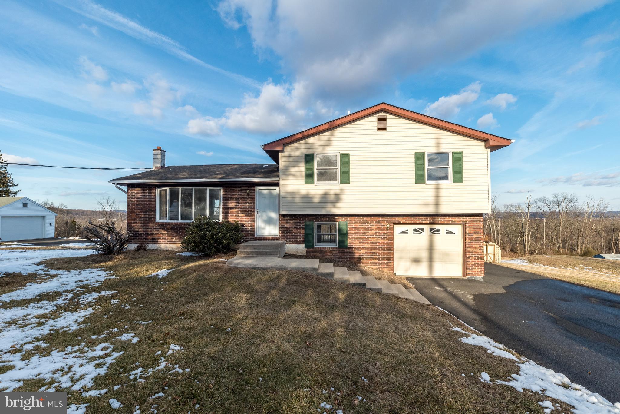 153 Wild Run Road Barto, PA 19504 - Photo 2 of 24 Gallery Image 2