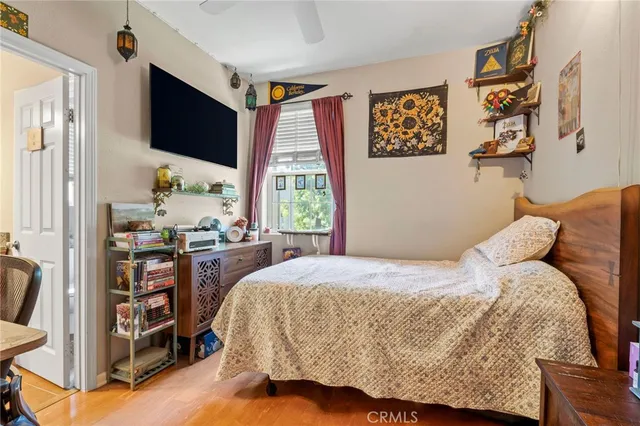 $699,999 | 24014 Bridgeport Lane, Unit 42, Valencia, CA 91355