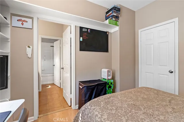 $699,999 | 24014 Bridgeport Lane, Unit 42, Valencia, CA 91355