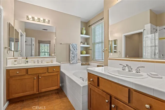 $699,999 | 24014 Bridgeport Lane, Unit 42, Valencia, CA 91355