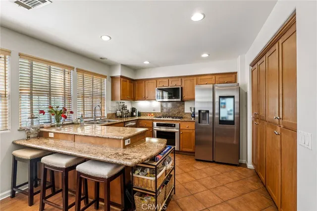 $699,999 | 24014 Bridgeport Lane, Unit 42, Valencia, CA 91355