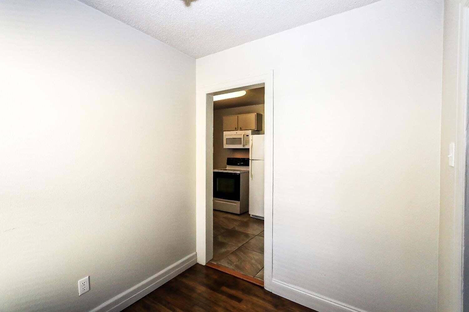 2306 20th Street Lubbock, TX 79411 - Photo 9 of 30 20241219231614217571000000-o