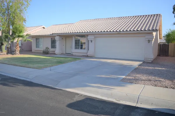$2,025 | 13323 East Butler Street, Chandler, AZ 85225