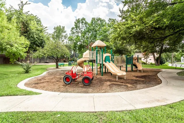 $1,100 | 1901 North Fitzhugh Avenue, Unit 19, Dallas, TX 75204