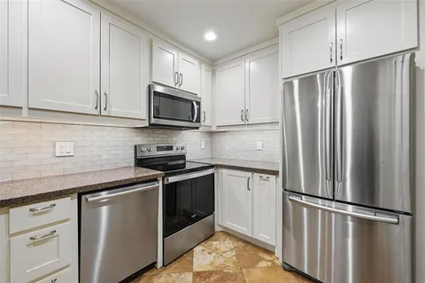 $230,000 | 14151 Montfort Drive, Unit 314, Dallas, TX 75254