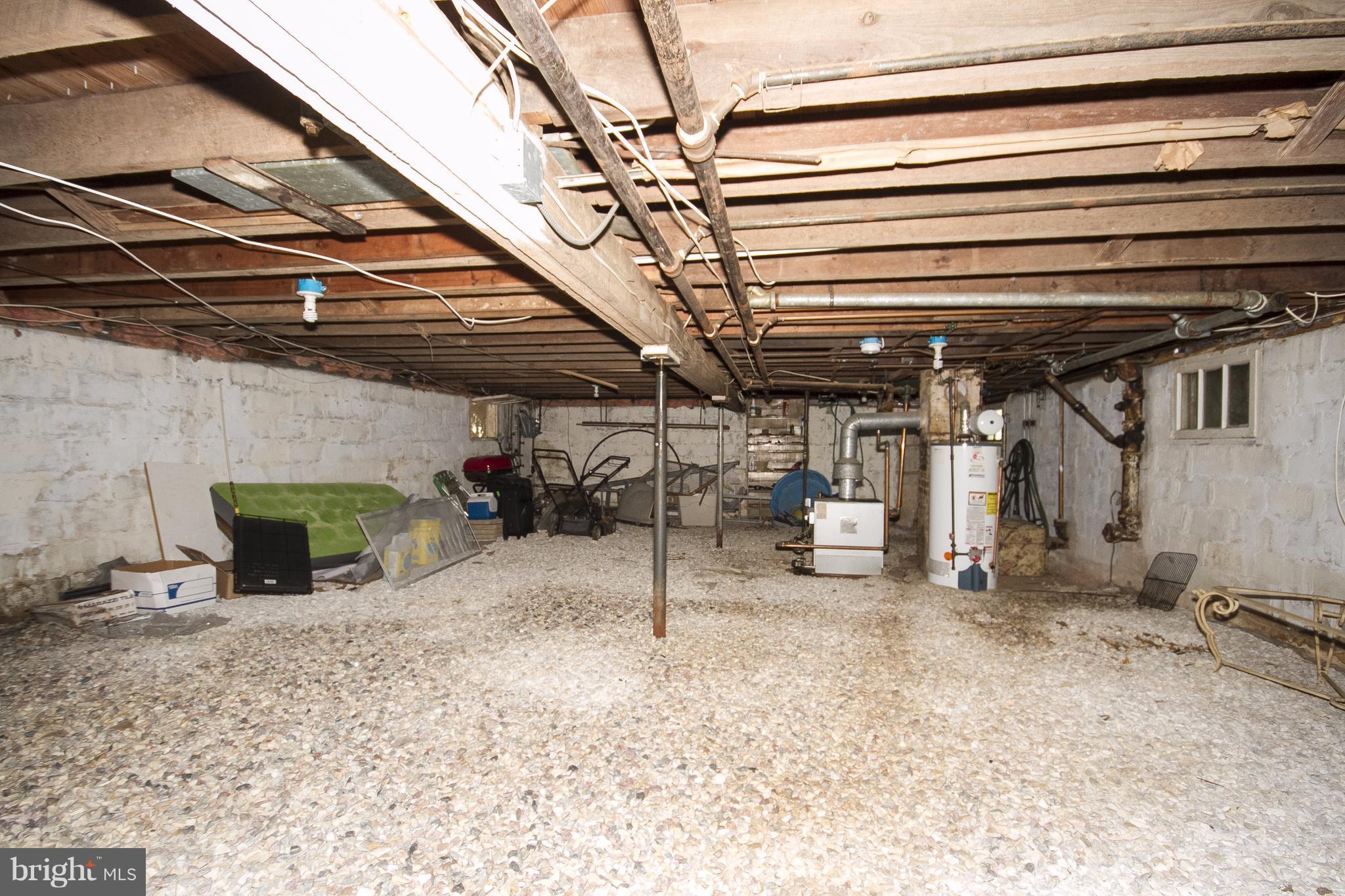 118 Byway Road Owings Mills, MD 21117 - Photo 21 of 25 a view of a garage