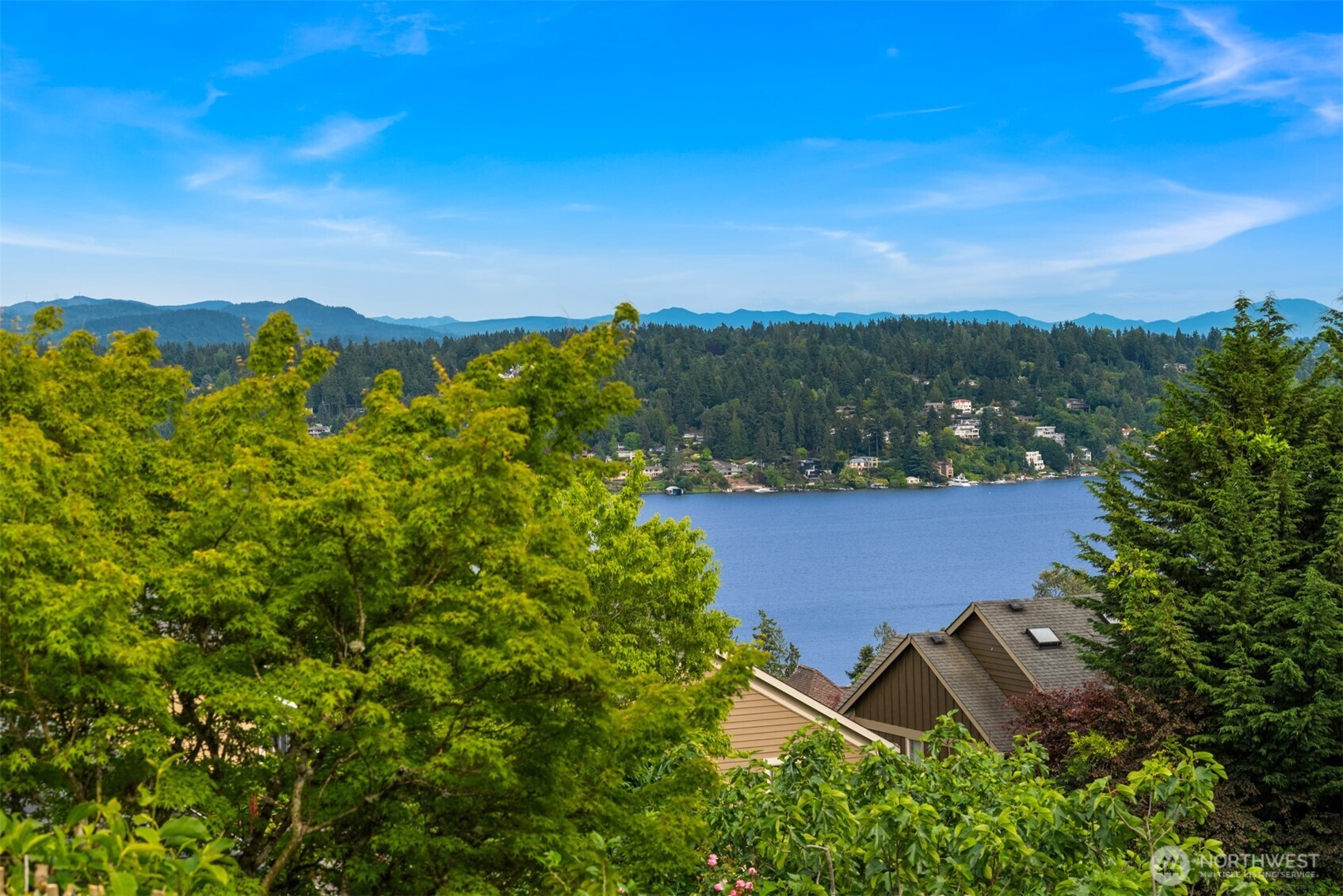 5235 South Graham Street Seattle, WA 98118 - Photo 24 of 34