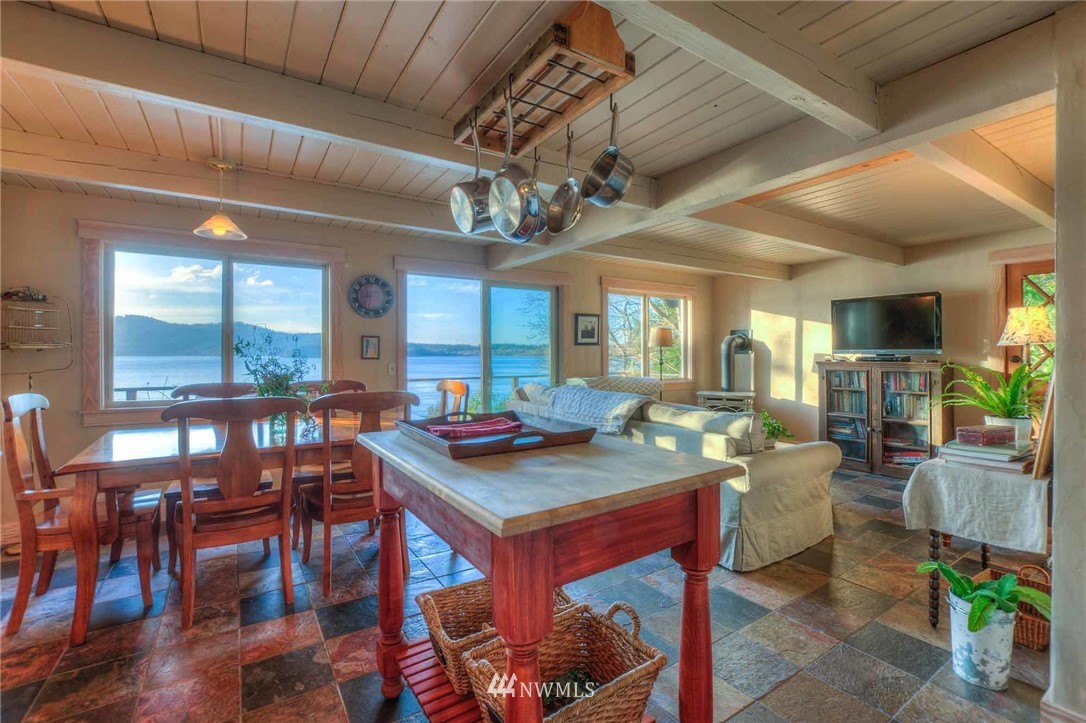 860 Olga Road Orcas Island, WA 98245 - Photo 13 of 25 Gallery Image 13