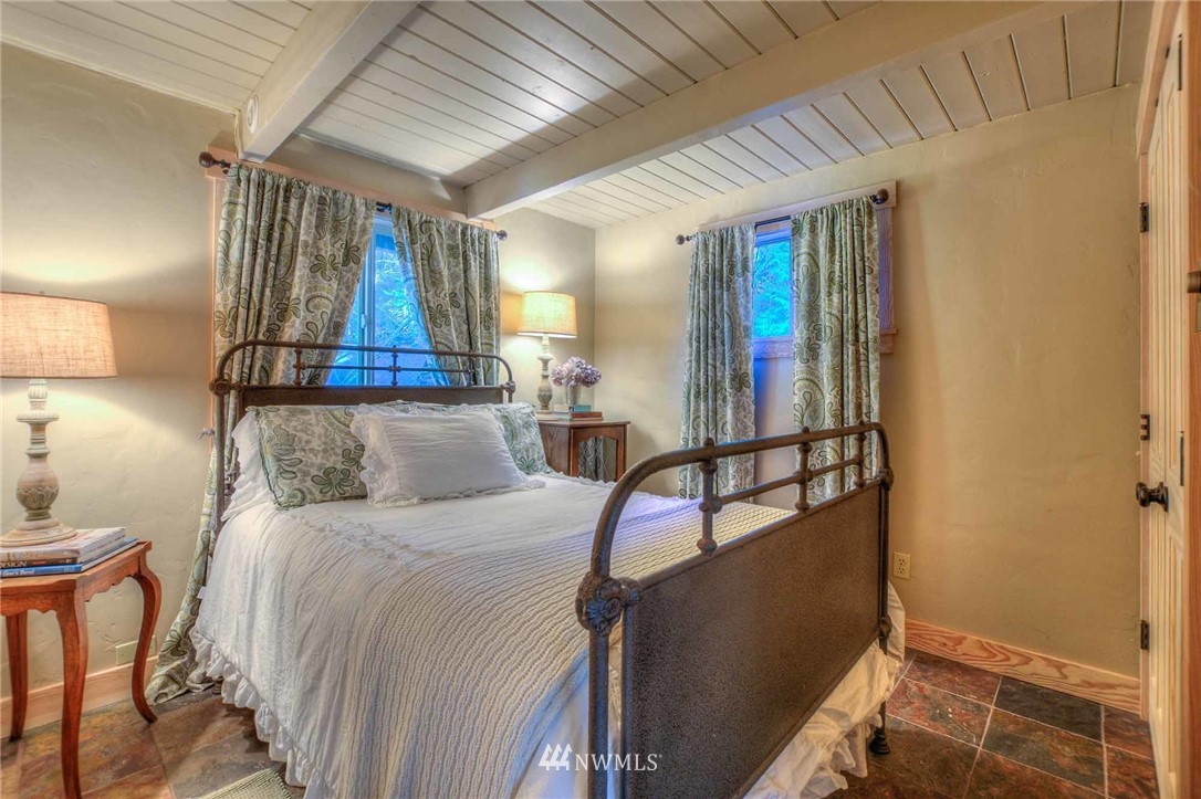 860 Olga Road Orcas Island, WA 98245 - Photo 18 of 25 Gallery Image 18